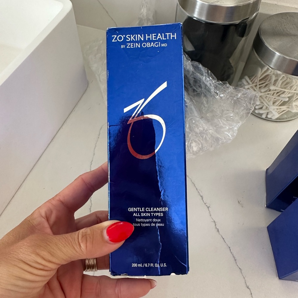 So skin health gentle cleanser